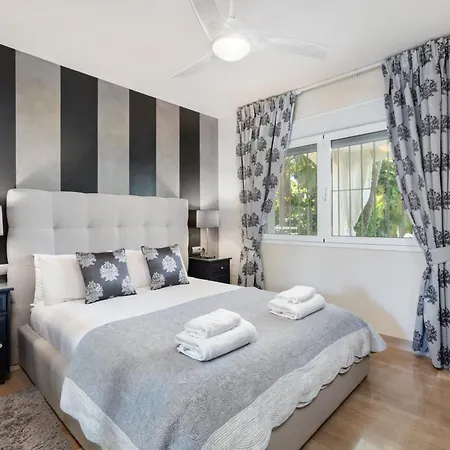 Molineros - 8 Bedroom *