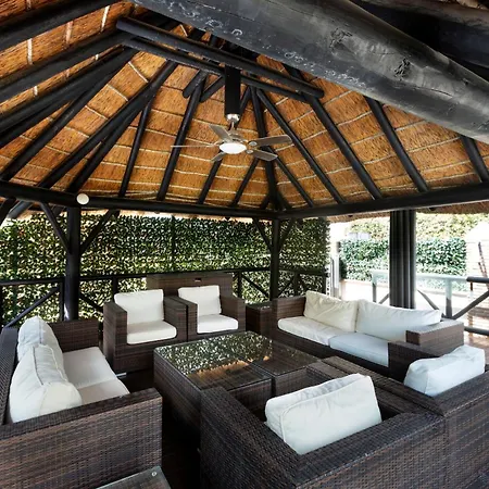 Villa Molineros - 8 Bedroom