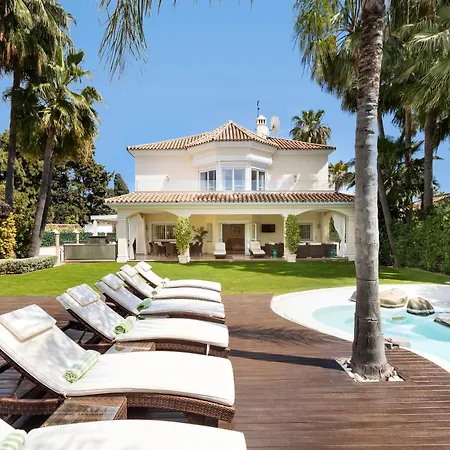 Villa Molineros - 8 Bedroom