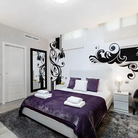 Molineros - 8 Bedroom Marbella