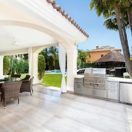Villa Molineros - 8 Bedroom