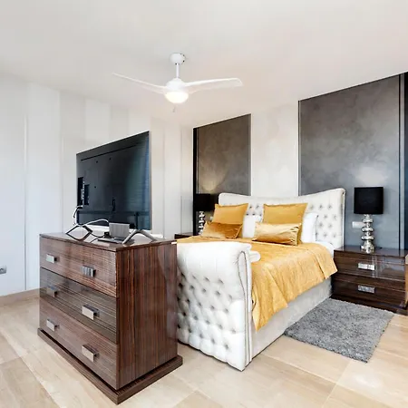 Molineros - 8 Bedroom